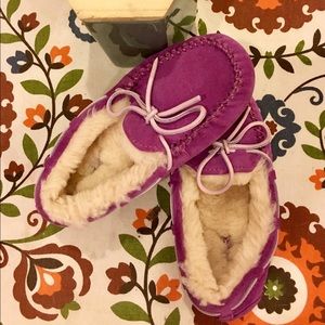 Children’s UGG slippers